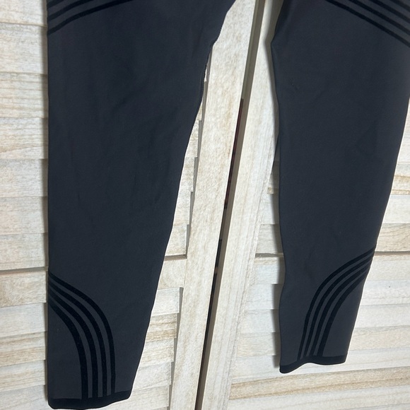 Fanka Body Sculpt High-Waisted Leggings. Size XS - Picture 5 of 10